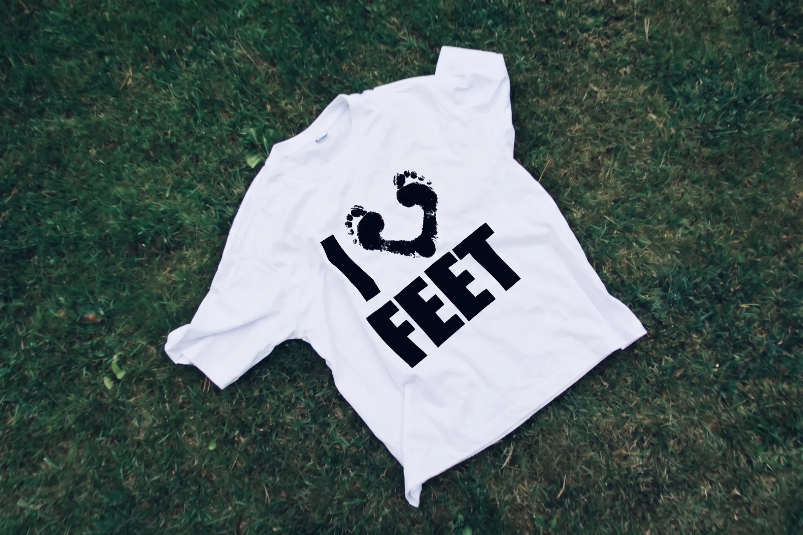 I ♥ FEET TEE White — Print DTG, biała koszulka